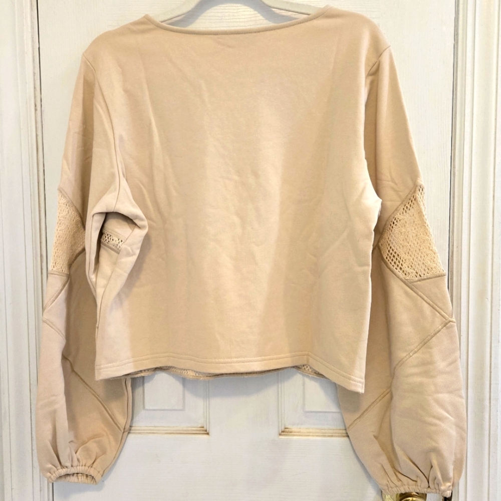 Blue b. NWT Cream Top Large - Picture 3 of 10